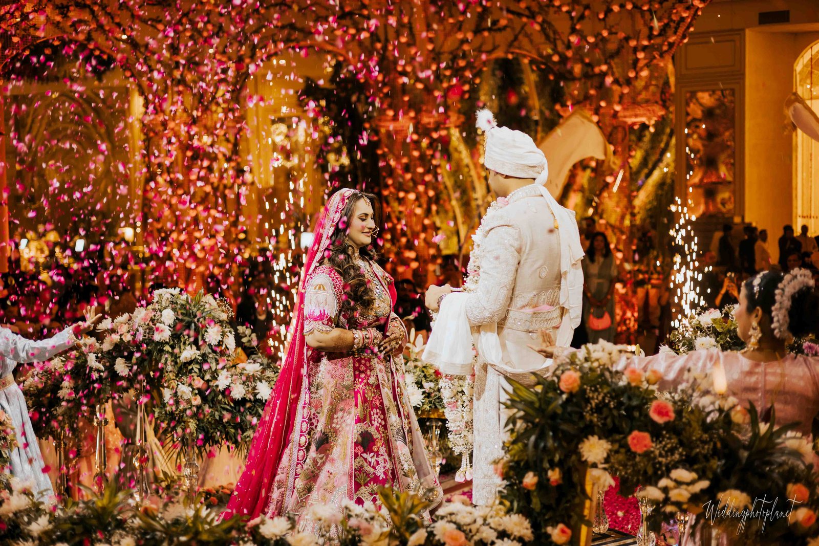 Picture-perfect bridal posture